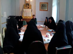 نشست سیاسی فرماندهان پایگاه&zwnj;ها و اعضای شورای حوزه حضرت مریم(س) همدان برگزار شد