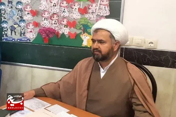 استاد مطهری جزو اولین جهادگران تبیین انقلاب و آرمان‌های نظام اسلامی بود