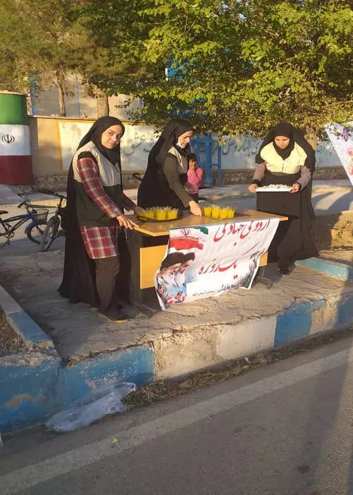 برپایی ایستگاه صلواتی به مناسبت دهه امامت و ولایت در چرداول