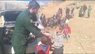 شادی آفرینی گروه جهادی زینبیون شهرستان گچساران در استان