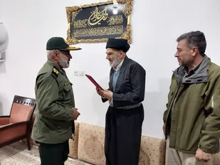 دیدار نوروزی فرمانده سپاه بیت المقدس کردستان با ماموستا سید عبدالقادر حسینی امام جمعه شهرستان سروآباد