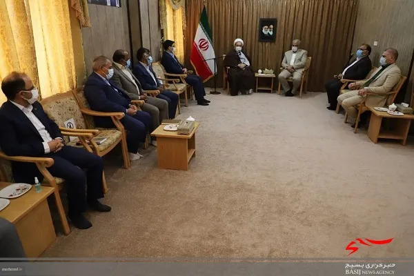 تزریق فکر و نگاه ارزشی به نظام بانکی
