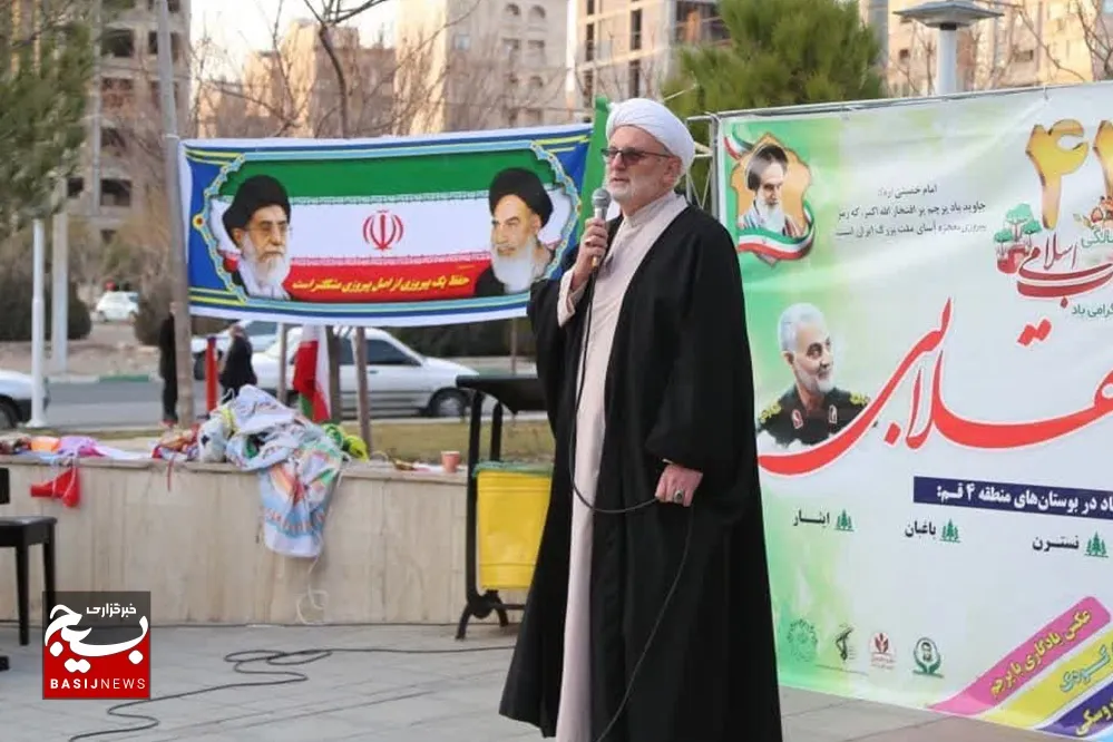  امروز به برکت خورشید انقلاب اسلامی، صدها طلبه در حوزه‌های علمیه آمریکای لاتین، تربیت می‌شوند