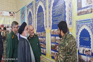 بازدید فرمانده سپاه انصارالحسین(ع) از نمایشگاه طرح اسوه اسدآباد