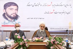 همه ما باید برای معرفی فرهنگ فاطمی بسیج شویم / شهید سلیمانی به تاسی از مکتب فاطمی، ملت&zwnj;های مظلوم را نجات داد