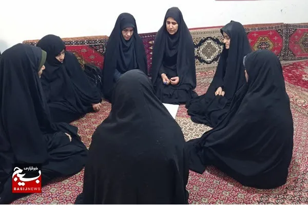 اجرای ۱۰ برنامه فرهنگی در صالح‌آباد به مناسبت ایام الله دهه فجر