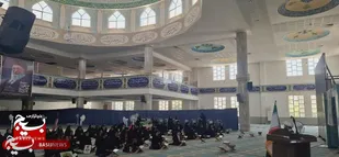 مراسم چهلمین روز خاکسپاری رهبر شهید در لردگان