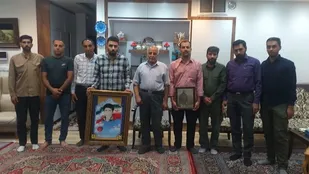 دیدار رزمندگان گردان 109 امام حسین علیه السلام با خانواده روحانی شهید محمد بهرامی