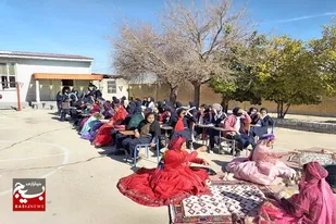 جشن دهه فجر انقلاب اسلامی در دبیرستان فاطمیه (س) روستای، ولی عصر (عج) برگزار شد