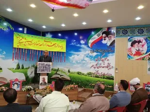 برگزاری یادواره شهدای دانش آموزی در مدارس شهید چمران و شهید هیئتیان نایین