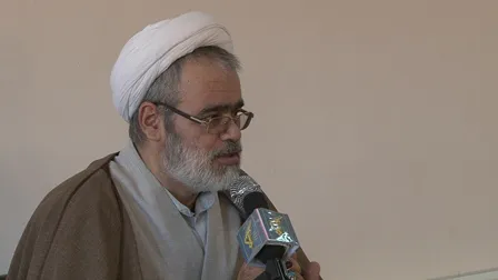 مردم از مسئولین در رابطه با اقدام و عمل در عرصه اقتصادی مقاومتی مطالبه‌گری کنند