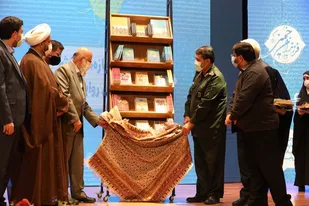 مراسم رونمایی از ۱۳ کتاب انتشارات روایت فتح