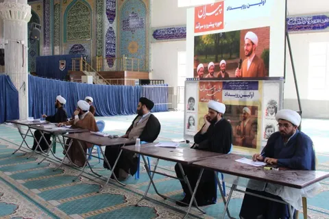 نخستین رویداد «طلبه پیشران» با محوریت حوزه پیشرو و سرآمد در شهرستان لردگان برگزار شد