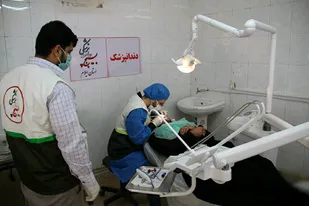 ارائه خدمات پزشکی سازمان بسیج جامعه پزشکی به زندانیان استان باهمکاری سپاه و دانشگاه علوم پزشکی