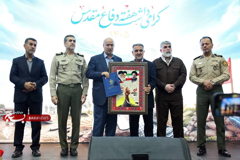 گزارش تصویری آیین گرامیداشت هفته دفاع مقدس با حضور جامعه ورزش