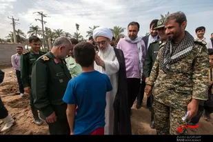 حضور آیت الله صفایی در مناطق سیل زده شهرستان باوی