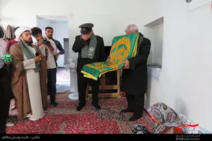 دلجویی خدام رضوی از بیماران و معلولین در روستاهای همدان