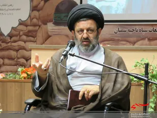 نمايش باطن پليد فرانسه با هتک حرمت از پيامبر