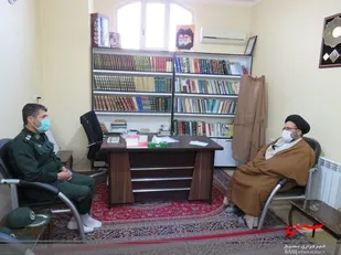 دیدار فرماندهی ورزمندگان گردان112امام حسین(علیه السلام) با امام جمعه شهرضا