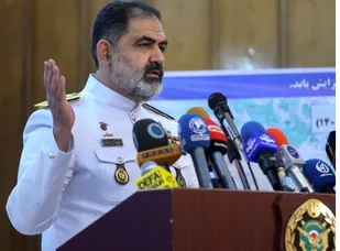 ارتش در همه عرصه&zwnj;ها آماده جانفشانی است/با تمام قوا در خدمت نظام اسلامی هستیم