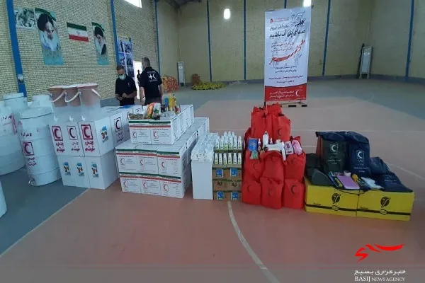 هدایای نیکوکاری استان مازندرانی به هموطنان هیرمندی رسید