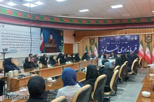 جلسه بررسی مشکلات زنان کار آفرین شهرستان نهاوند برگزار شد