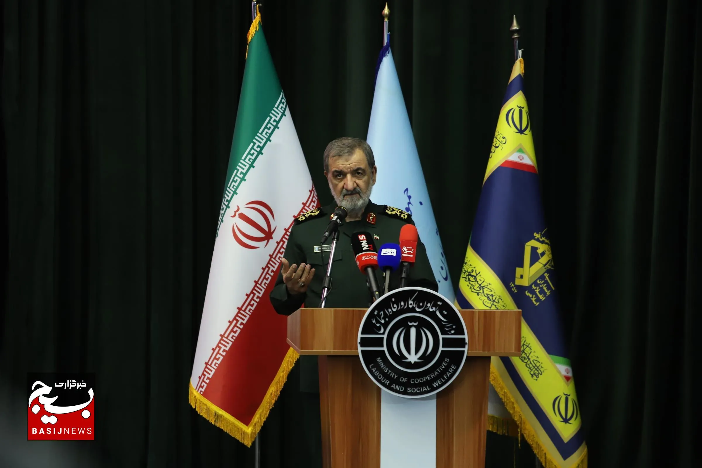 وحدت و ایستادگی مردم، عامل حماسه‌های ۱۲ روزه و دفاع مقدس است