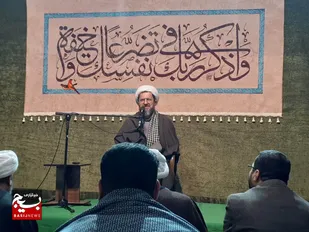 گزارش تصویری|بازدید کاروان راهیان نور میانه از کانال کمیل و مرقد شهدای هویزه