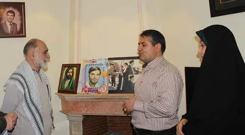شهید از غذا درست کردن تا شستن ظرف هاکمک می کرد