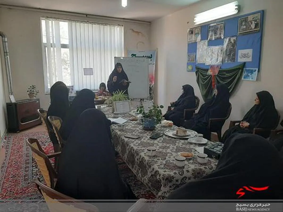 نشست عقیدتی در حوزه کوثر