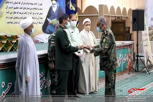اولین مدافعان انقلاب ارتشیان بودند