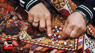 تولید سالانه ۶۰ هزار مترمربع گلیم در عنبران