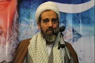 جامعه مأنوس با فرهنگ ایثار و شهادت توقف و عقب&zwnj;گرد ندارد