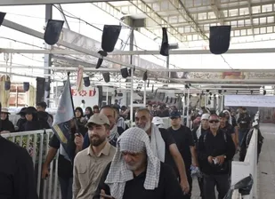 تردد زائران اربعین حسینی از مرز مهران