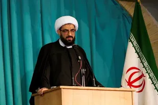 مبارزه با مستکبران و قدرت&zwnj;های حامی فساد وظیفه است