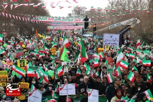 حضور با شکوه مردم کرج در راهپیمایی ۲۲ بهمن