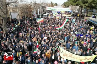 &nbsp;ملت ایران همیشه پای انقلاب هستند/راهپیمایی ۲۲ بهمن در نیشابور+عکس و فیلم