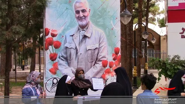 برنامه مهمانی سردار سلیمانی به مناسبت هفته عفاف و حجاب در دامغان برگزارشد
