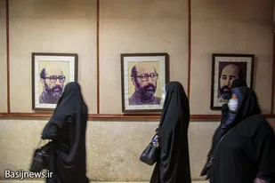 نمایشگاه عکس و نقاشی های شهید چمران در زیارتگاه دهلاویه