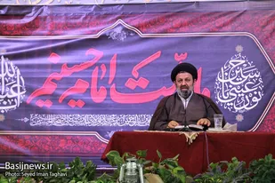 همه ي ما بايد مطيع کامل امر ولي فقيه زمان خود باشيم