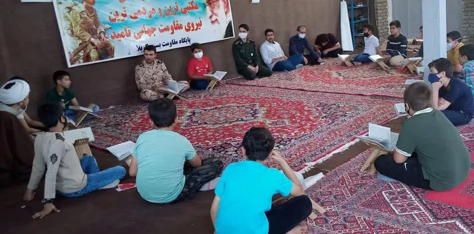 کلاس آموزش قرآن و مفاهیم در حلقه صالحین خوانسار