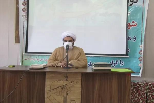 همایش بزرگداشت هفته عقیدتی سیاسی در سپاه ناحیه مرودشت برگزار شد