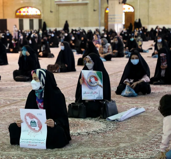 همایش بزرگ بانوان فاطمی در مصلای بزرگ ایلام برگزار شد