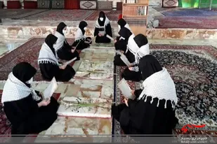 گلزار شهدا سرخه به عطر گلاب نوجوانان بسیجی سرخه عطرآگین شد