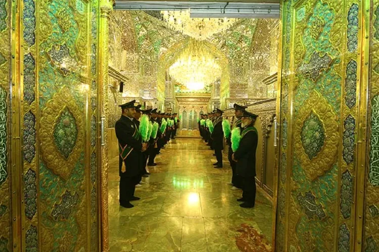 برنامه‌های حرم شاهچراغ (ع) در سالروز ولادت کریم اهل بیت (ع)