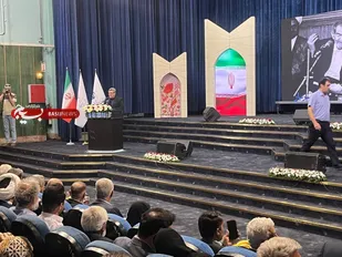 اشعار شهریار مرزها را در نوردیده است