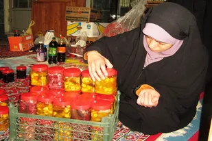 ارسال کمک&zwnj;های مردمی پايگاه انسيه همدان به جبهه مقاومت