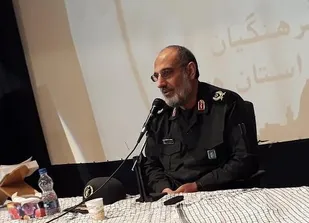 اقتصاد مقاومتی به معنای مقاوم&zwnj;سازی همه عرصه&zwnj;های انقلاب است/گاهاً بدون شناخت توطئه دشمن در زمین دشمن بازی می&zwnj;کنیم