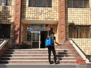 ضدعفونی مدارس اندیشه و شهید دستغیب کوی امامیه کرج توسط جهادگران پایگاه شهیدان خوشرفتار+تصاویر