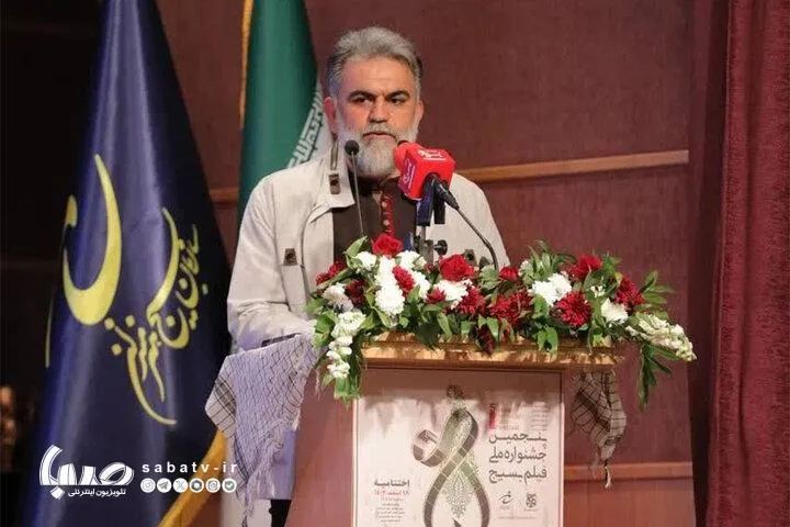 زینال خیری: ایرانی جان می دهد ولی خاک هرگز/ ایران، جای جولان کرکس‌ها و کفتارها نیست
